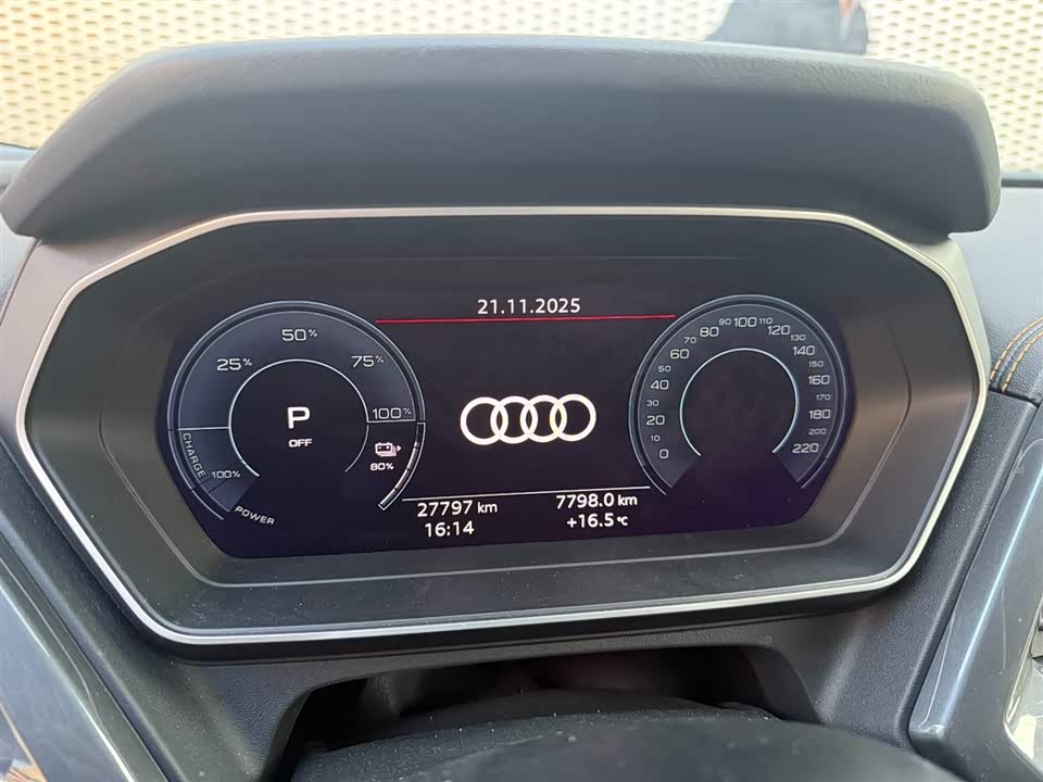 Audi Q4