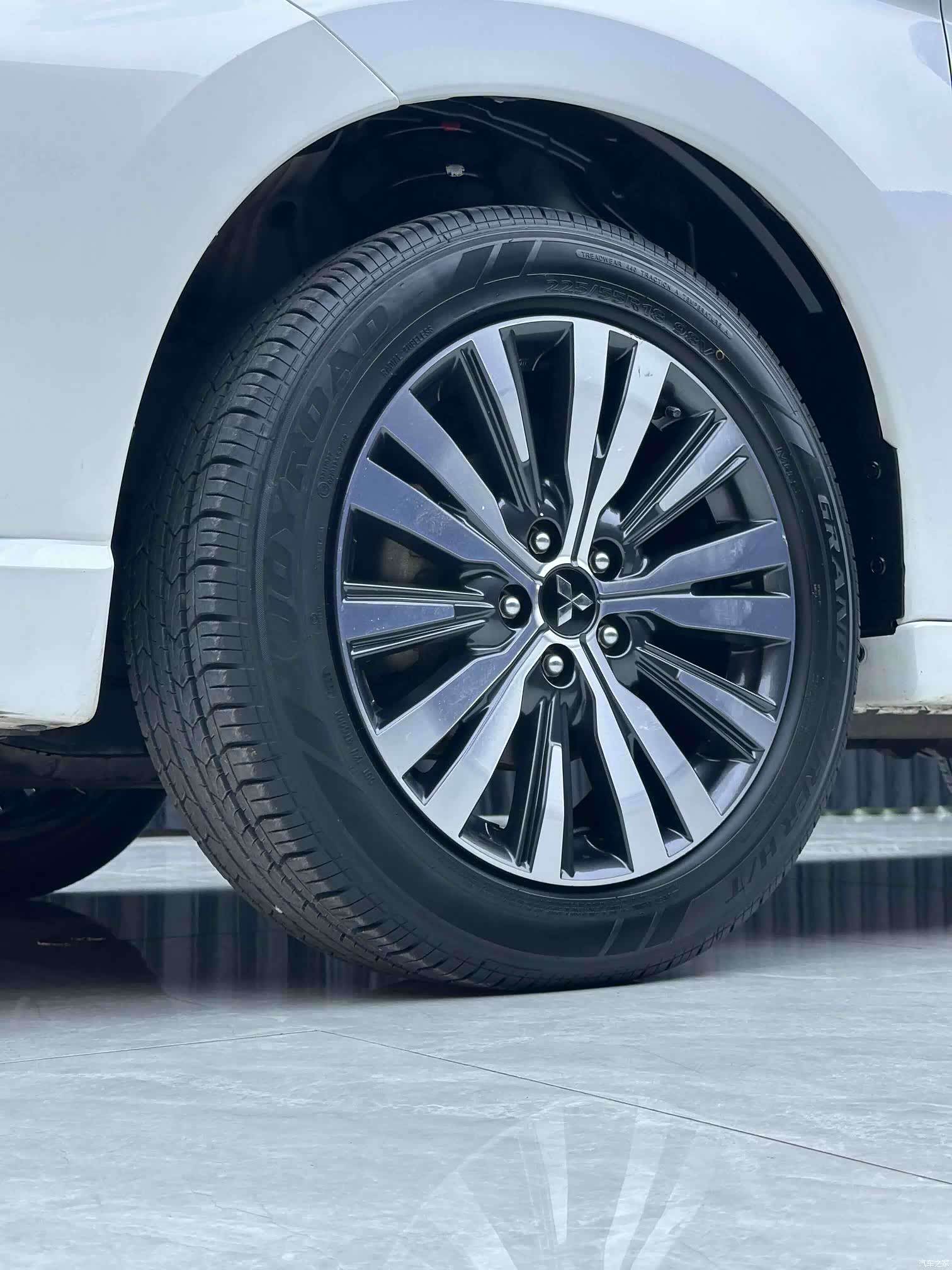 Mitsubishi Outlander, 2022 4