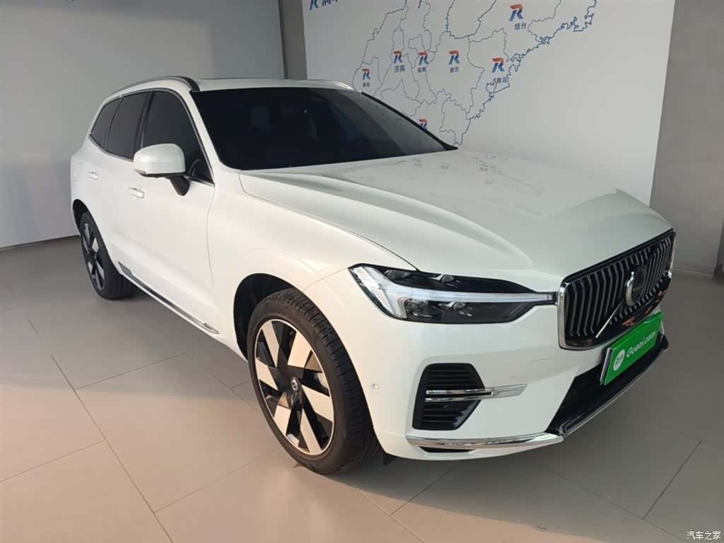 Volvo XC60, 2024 4