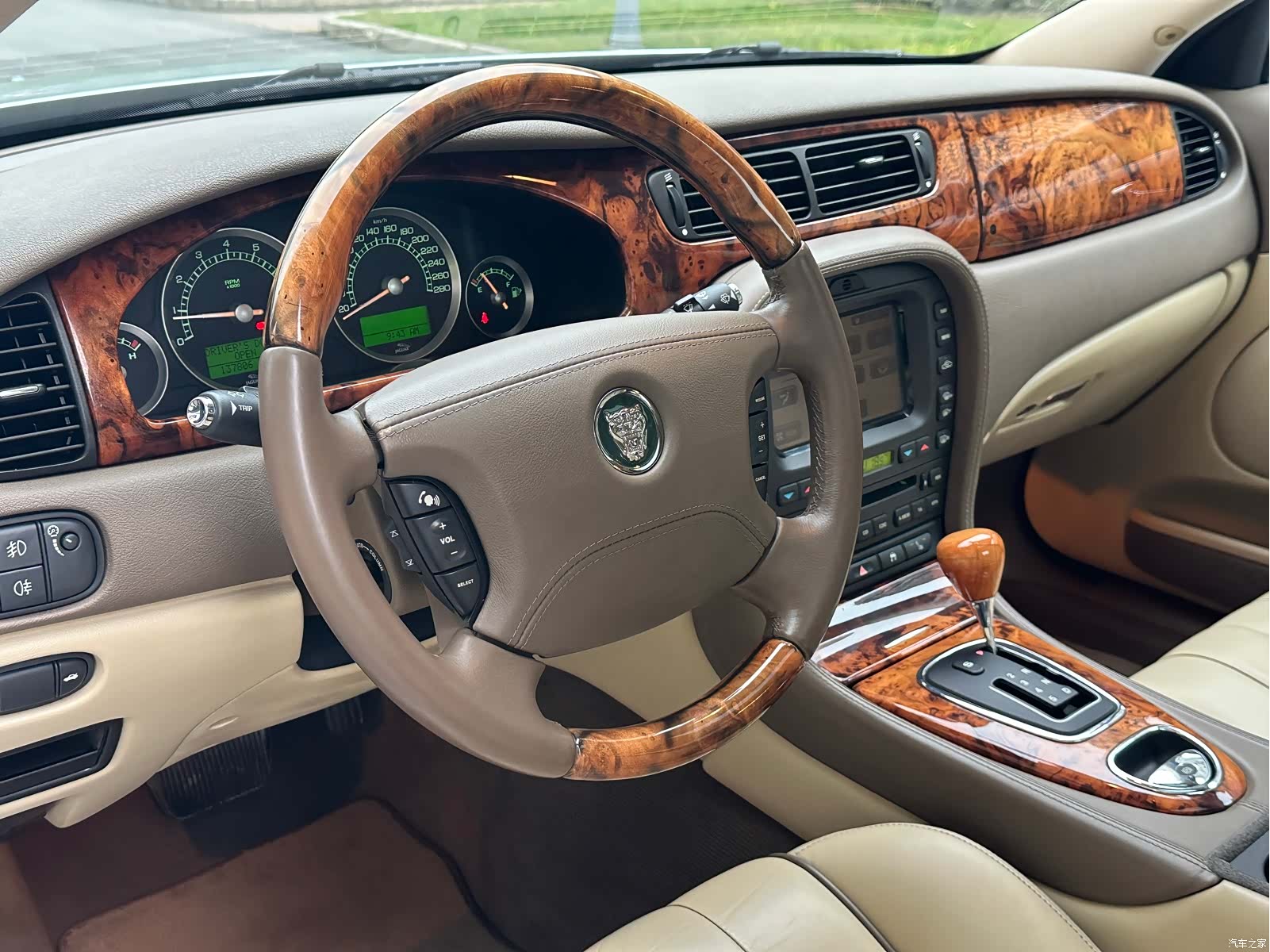 Jaguar S-TYPE, 2006 11