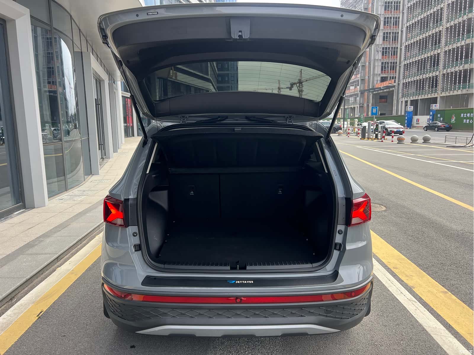 Volkswagen VS5, 2023 12