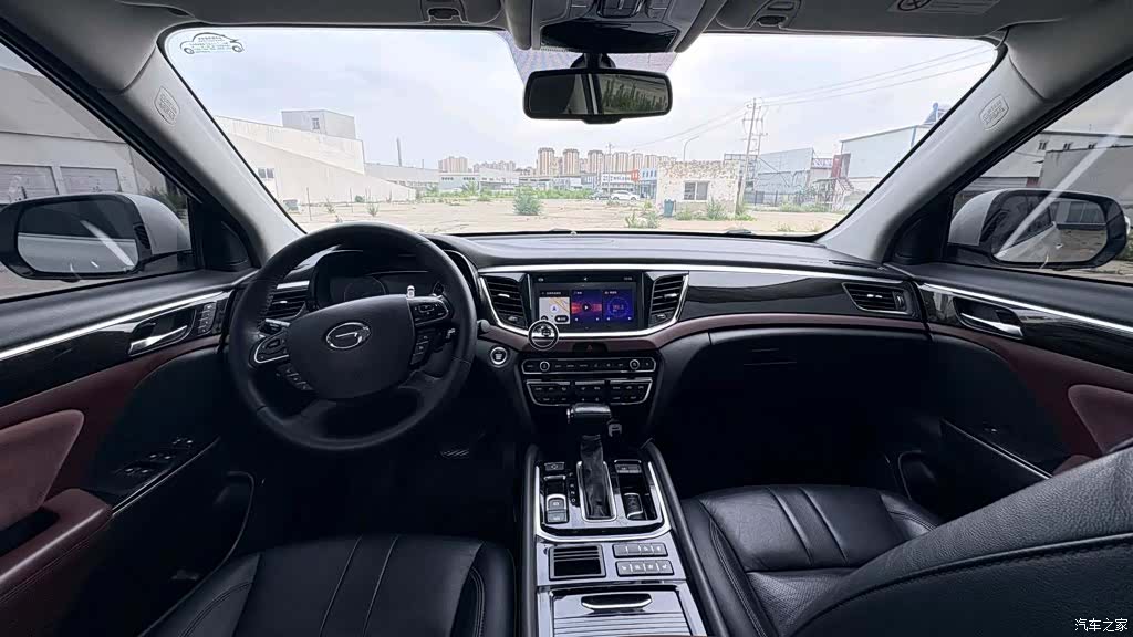 Trumpchi GS8, 2018 4