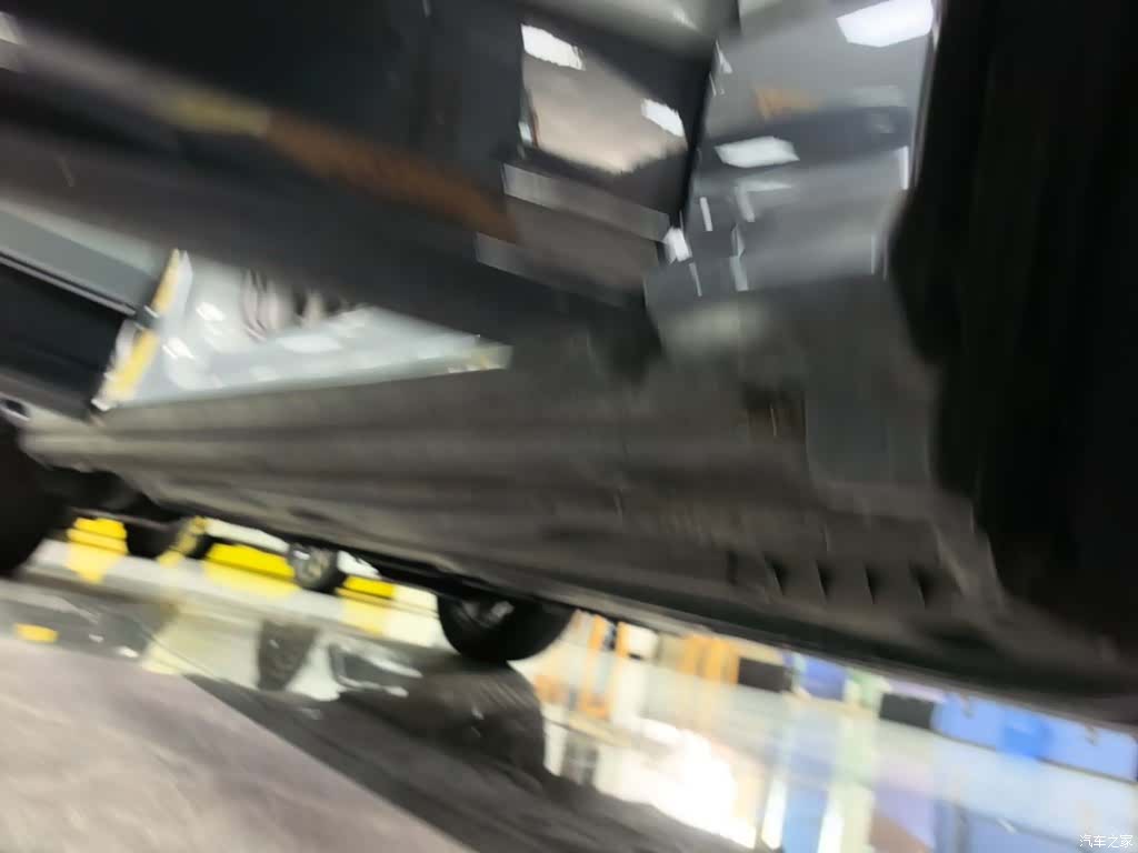 Audi Q2L, 2022 21