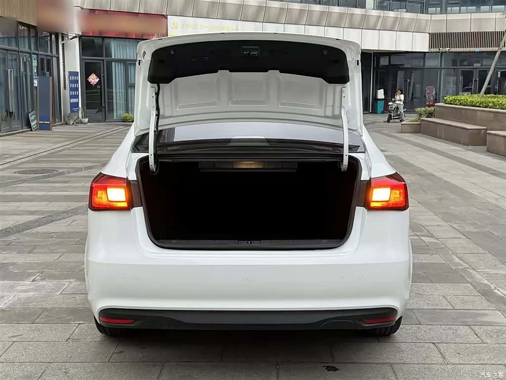 Roewe 360, 2016 19