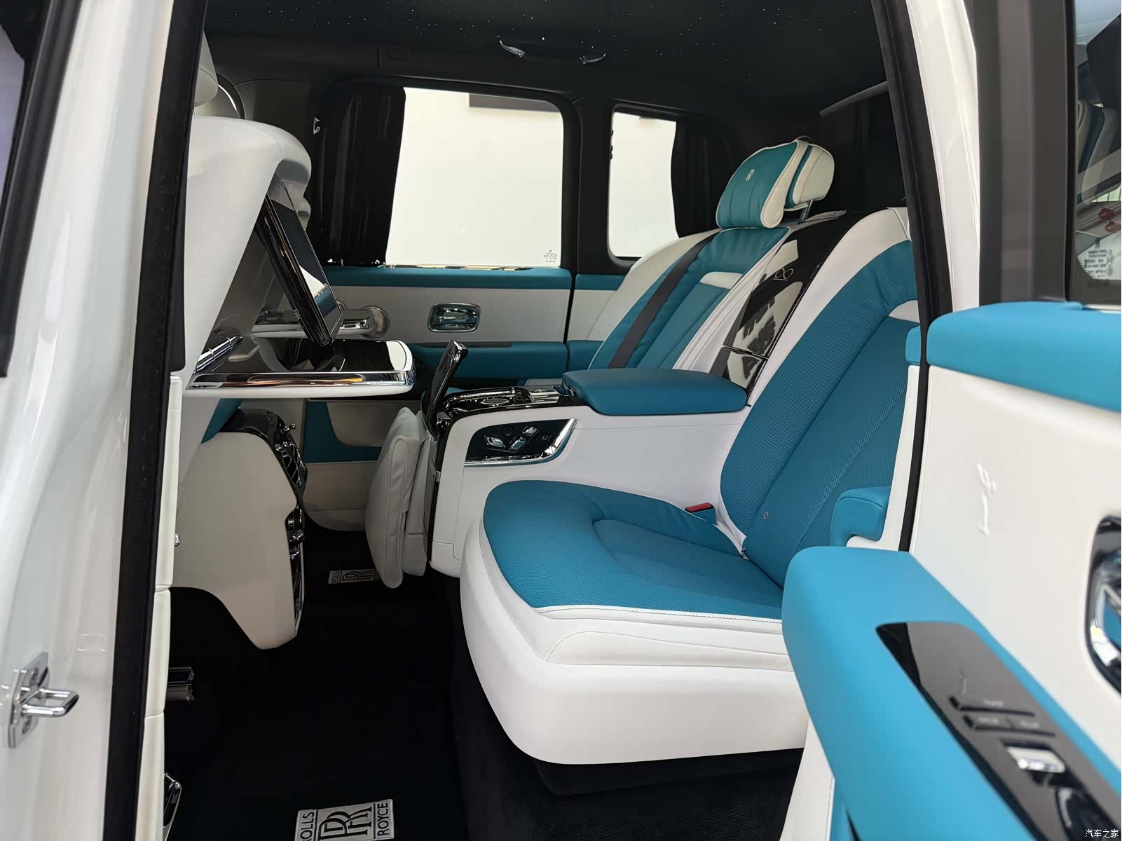 Rolls-Royce Cullinan, 2024 9