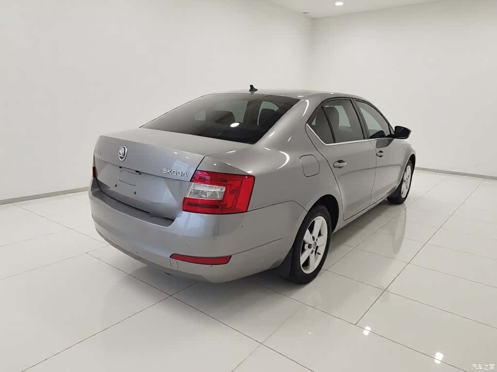 Skoda Octavia, 2015 12