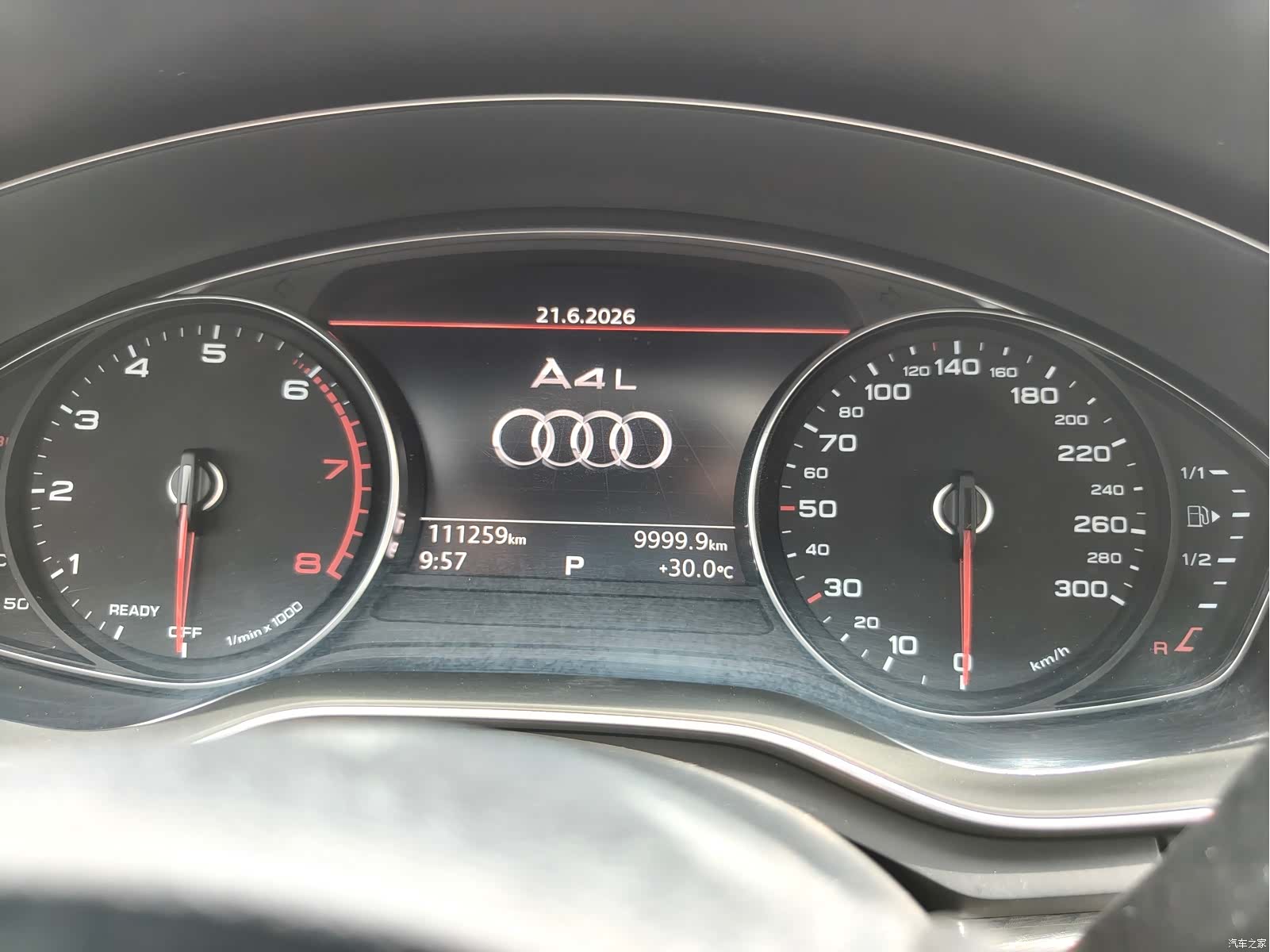 Audi A4L, 2017 7
