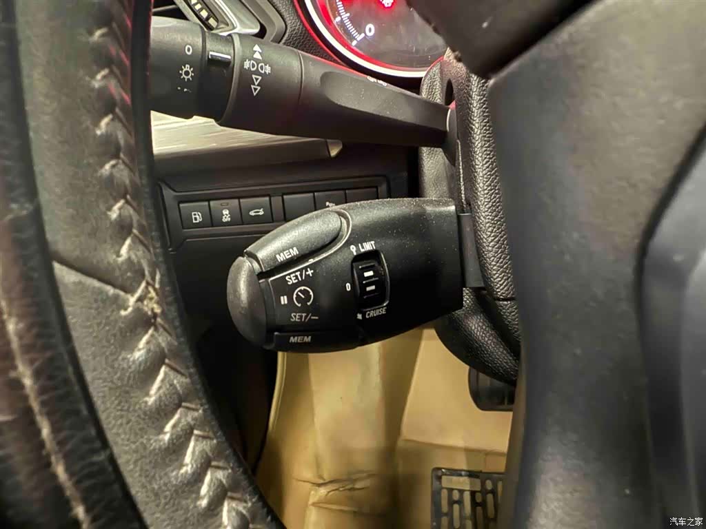 Peugeot 408, 2016 10