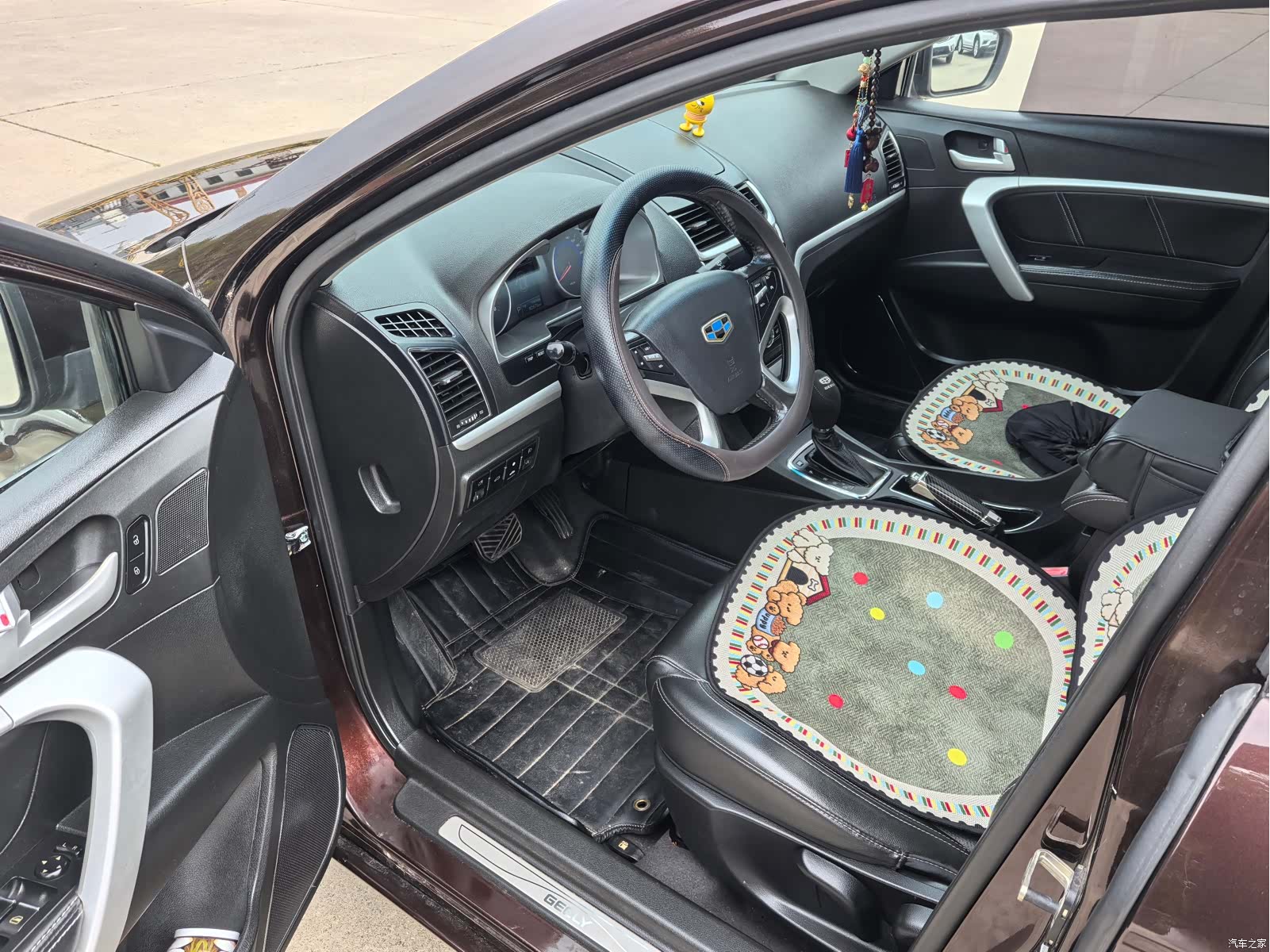 Geely Emgrand, 2016 11