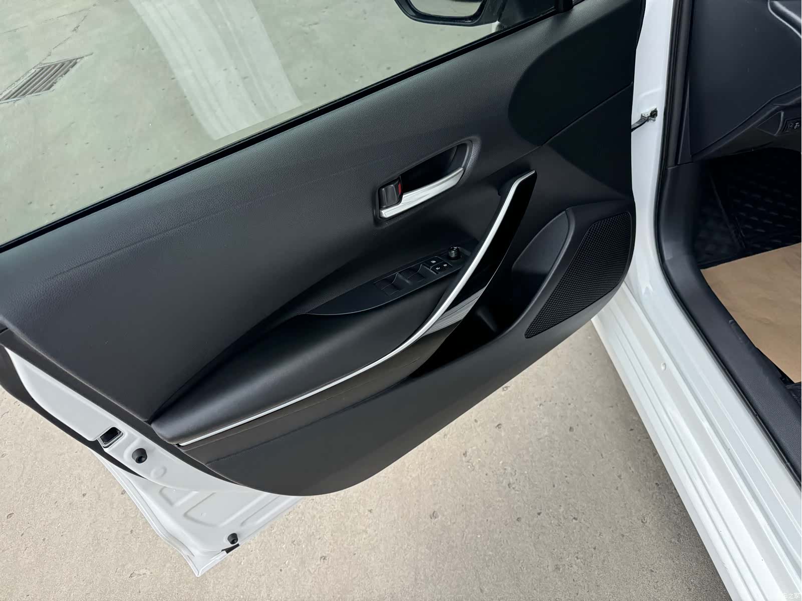 Toyota Corolla, 2024 11