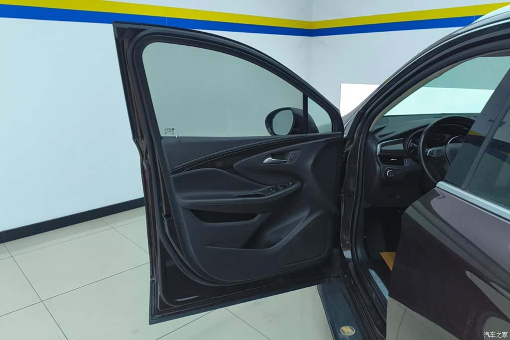 Buick Envision Plus, 2019 7