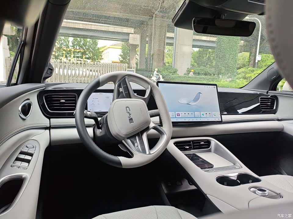 BYD HiAce, 2025 7