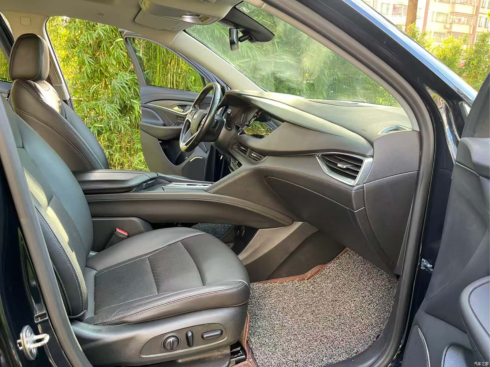 Buick Enclave, 2020 6