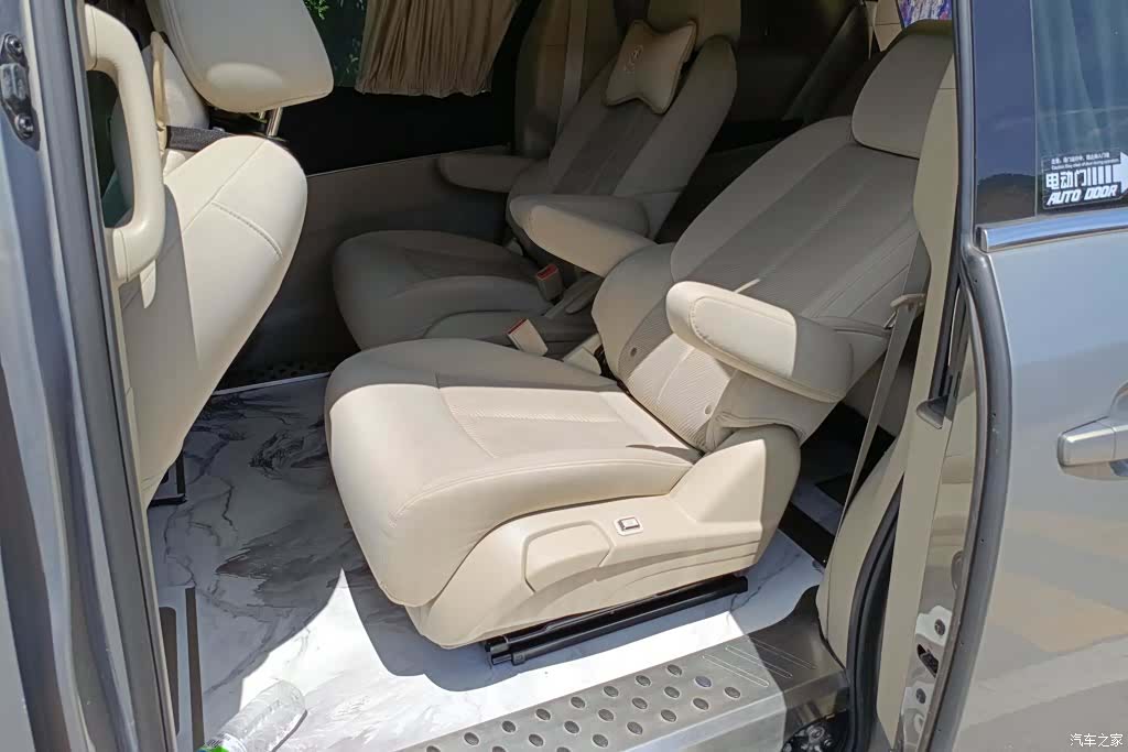 Buick GL8, 2019 11