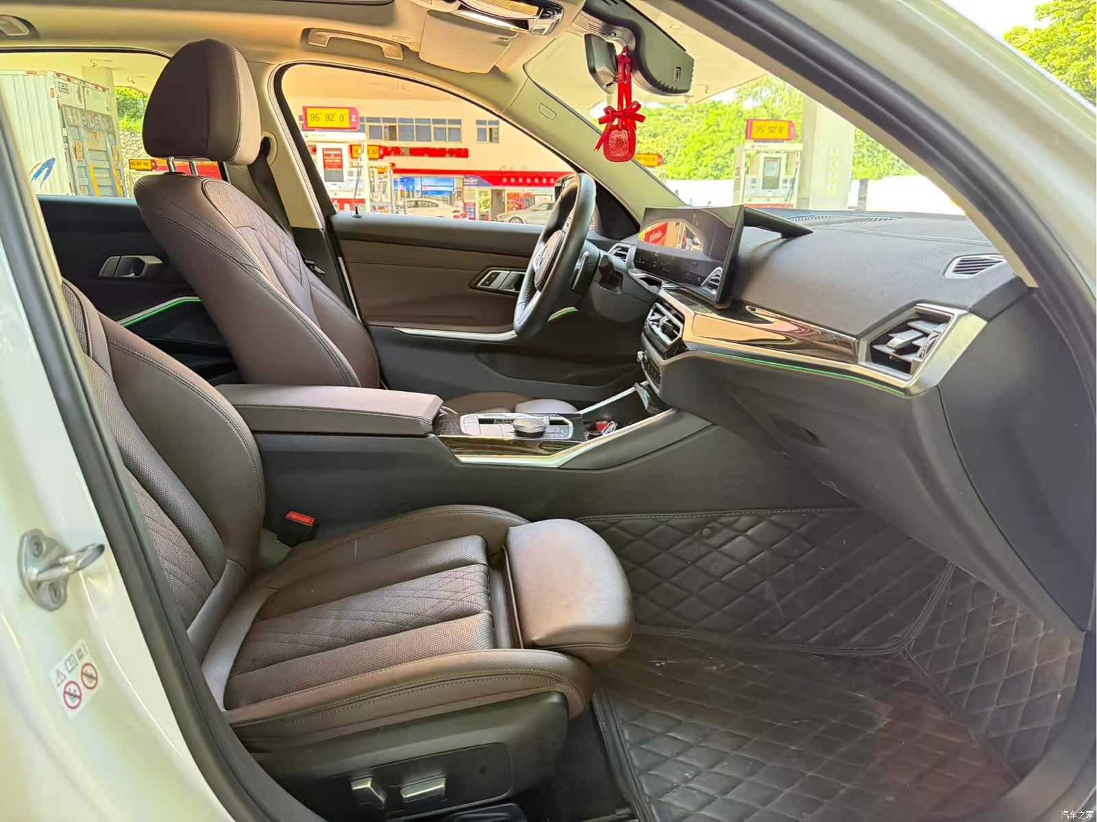 BMW 3 Series, 2023 6