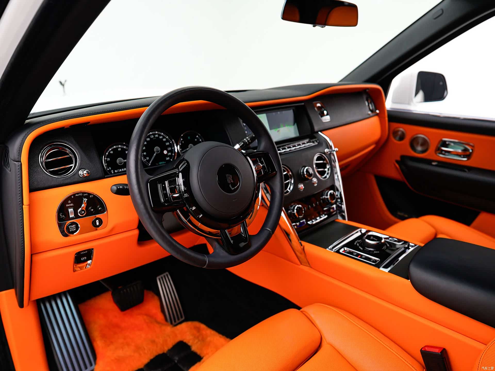 Rolls-Royce Cullinan, 2022 3