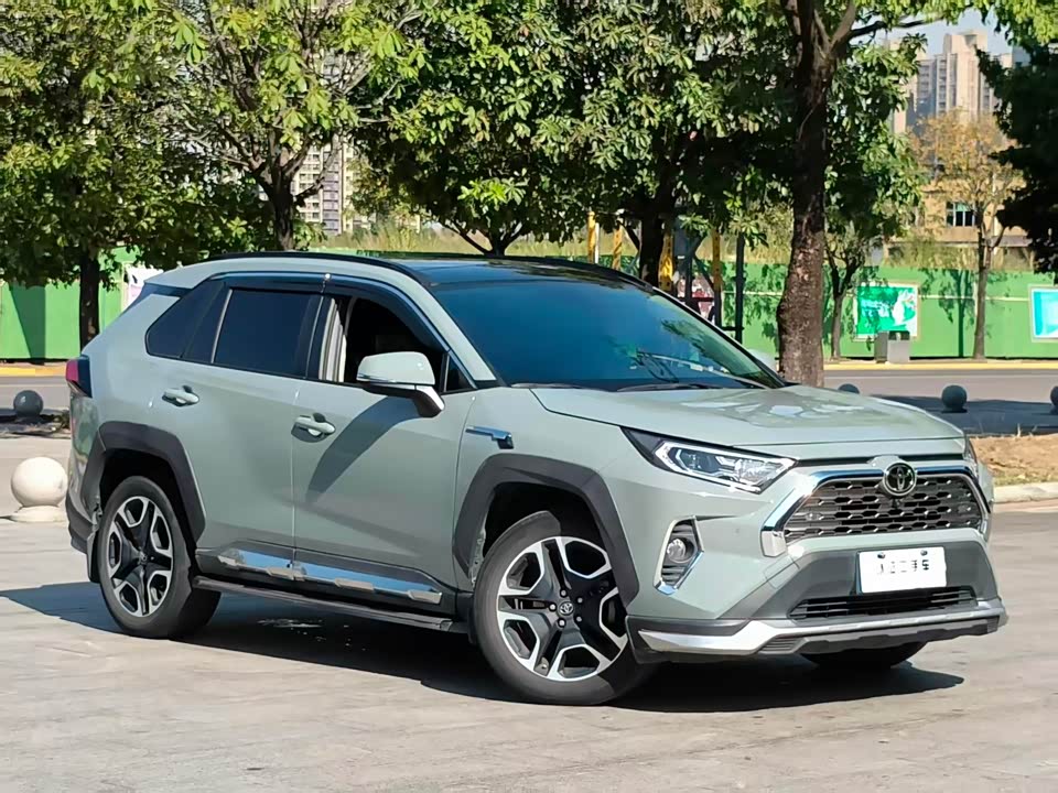 Toyota RAV4 Rongfang