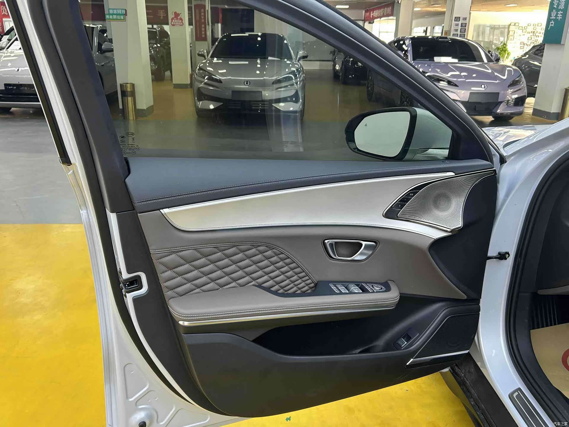 BYD Han, 2024 4