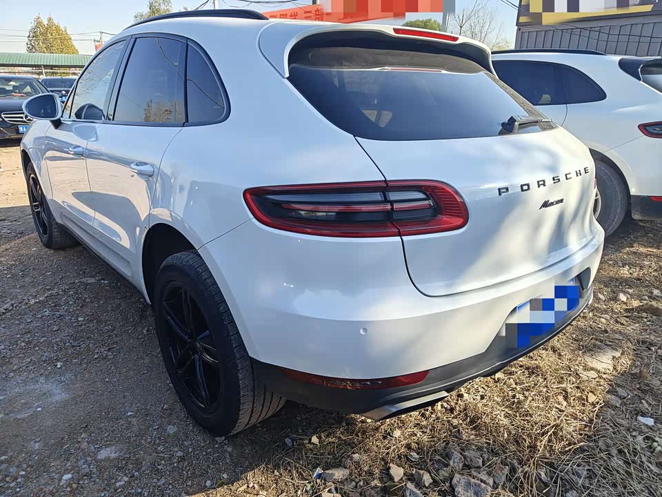 Porsche Macan