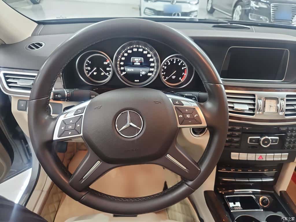 Mercedes-Benz E-Class, 2014 3