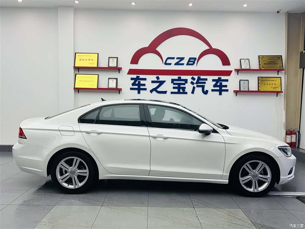 Volkswagen Lamando, 2016 8