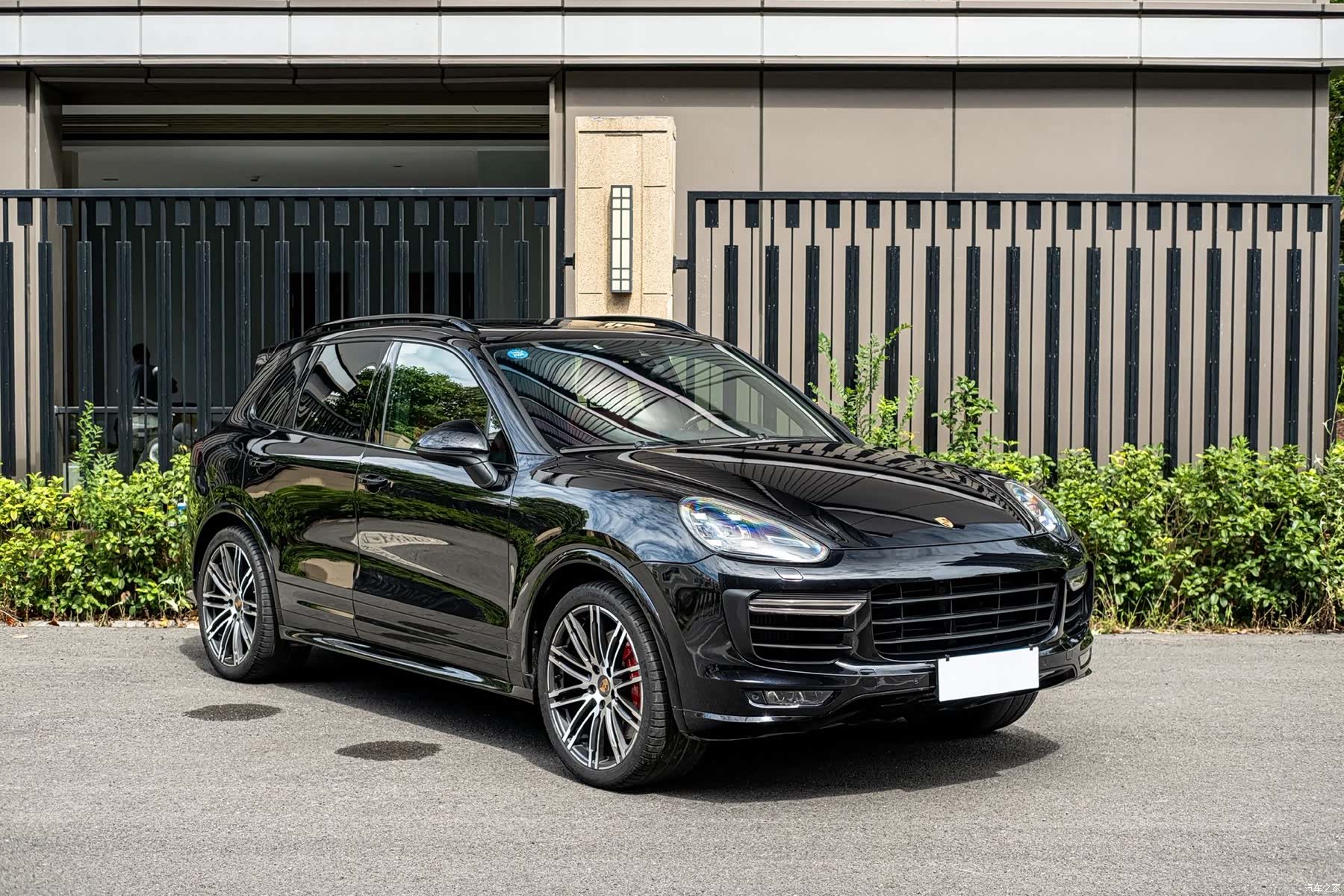 Porsche Cayenne, 2016 3