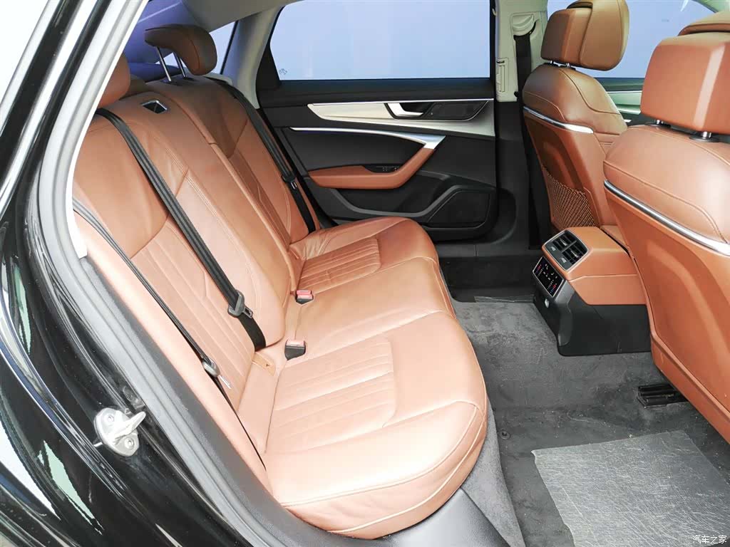 Audi A6L, 2019 10