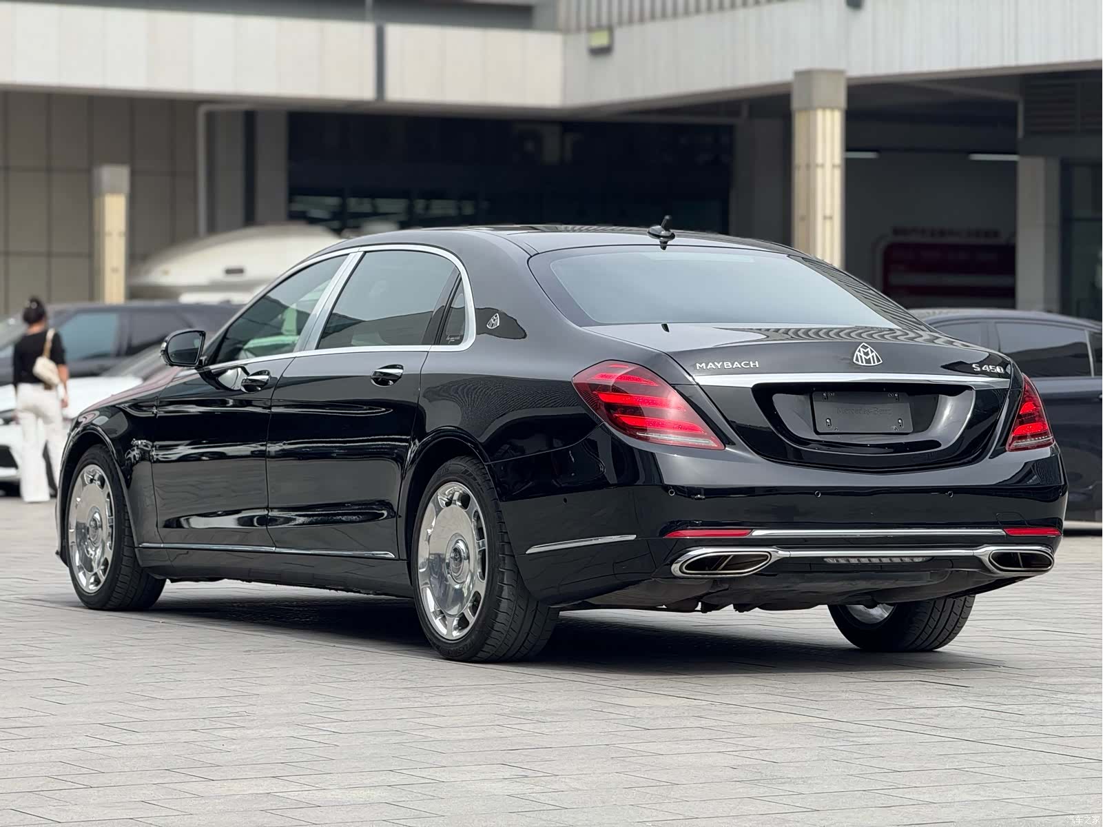 Maybach S-Class, 2019 6