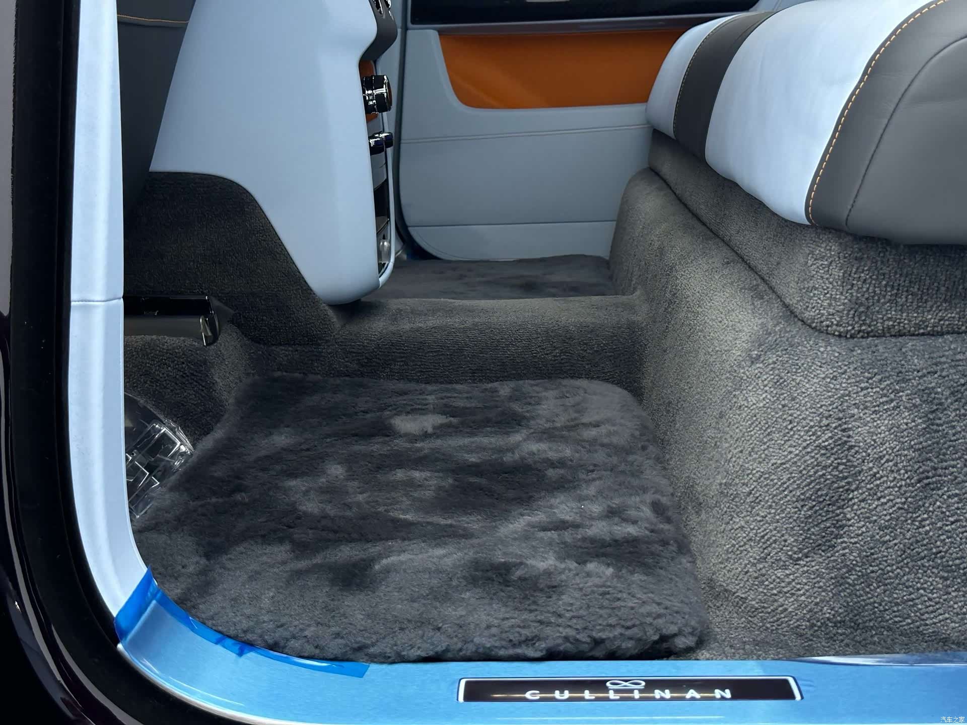 Rolls-Royce Cullinan, 2025 48