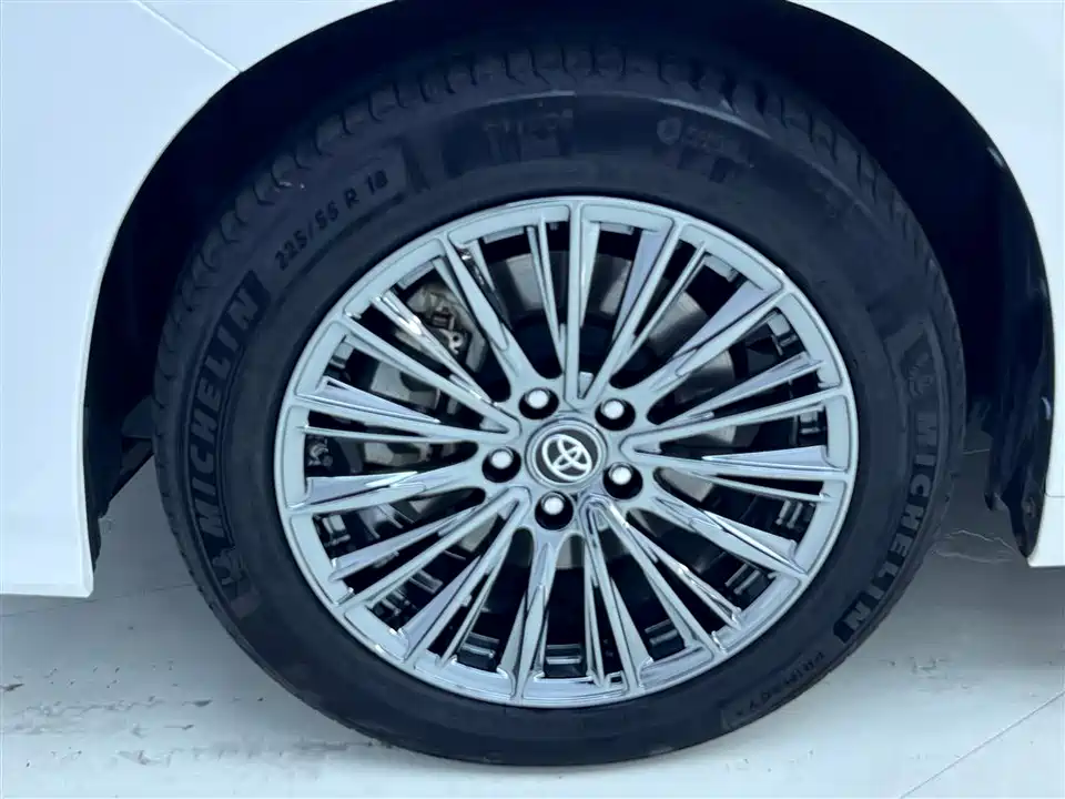 Toyota Elfa Toyota Elfa