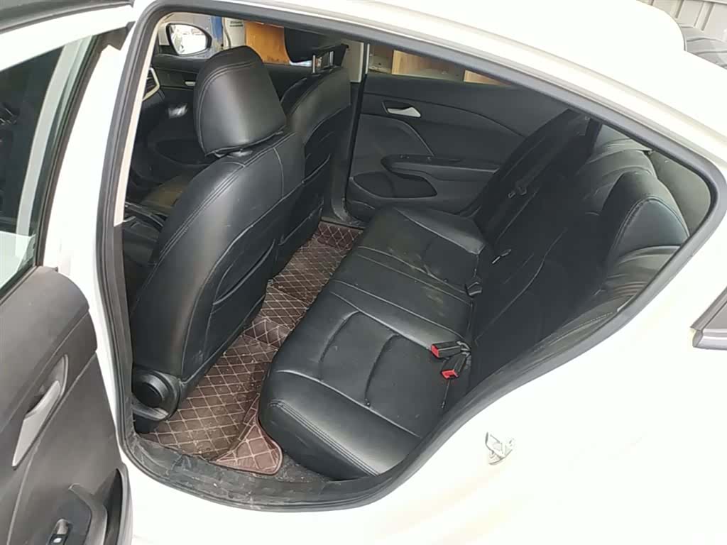 Chevrolet 320, 2019 17