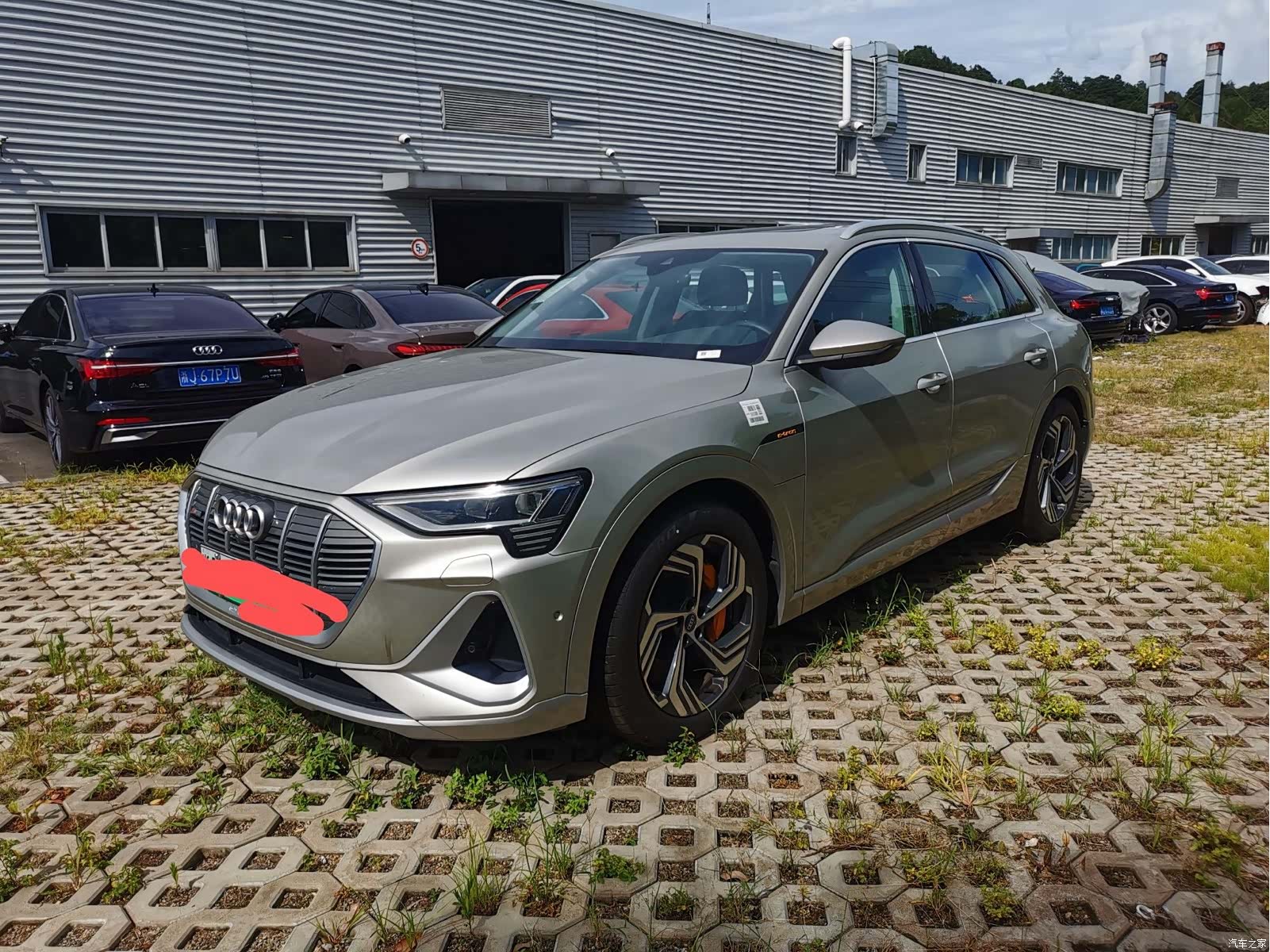 Audi e-tron, 2023 1