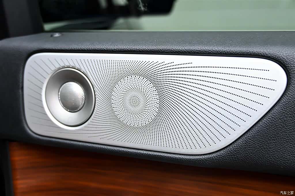 Lincoln Navigator, 2020 29