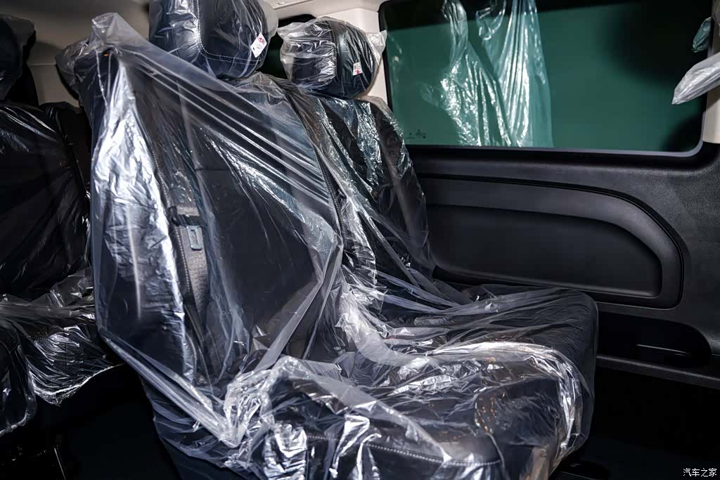 Mercedes-Benz 7, 2026 24