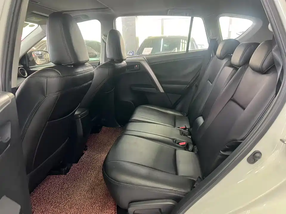 Toyota RAV4 Rongfang