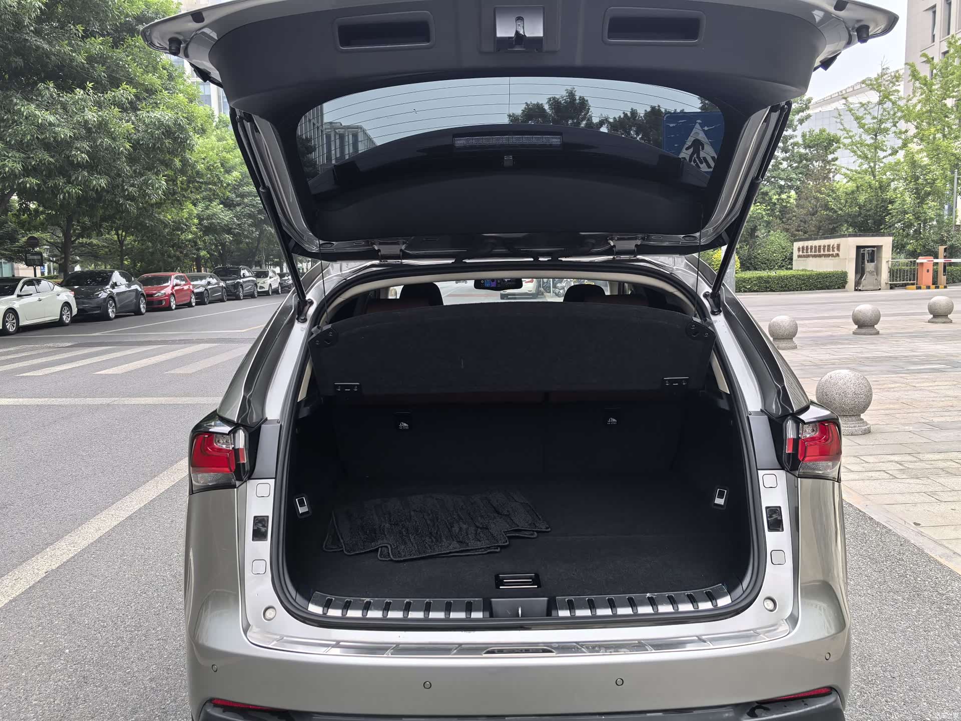 Lexus NX, 2017 14