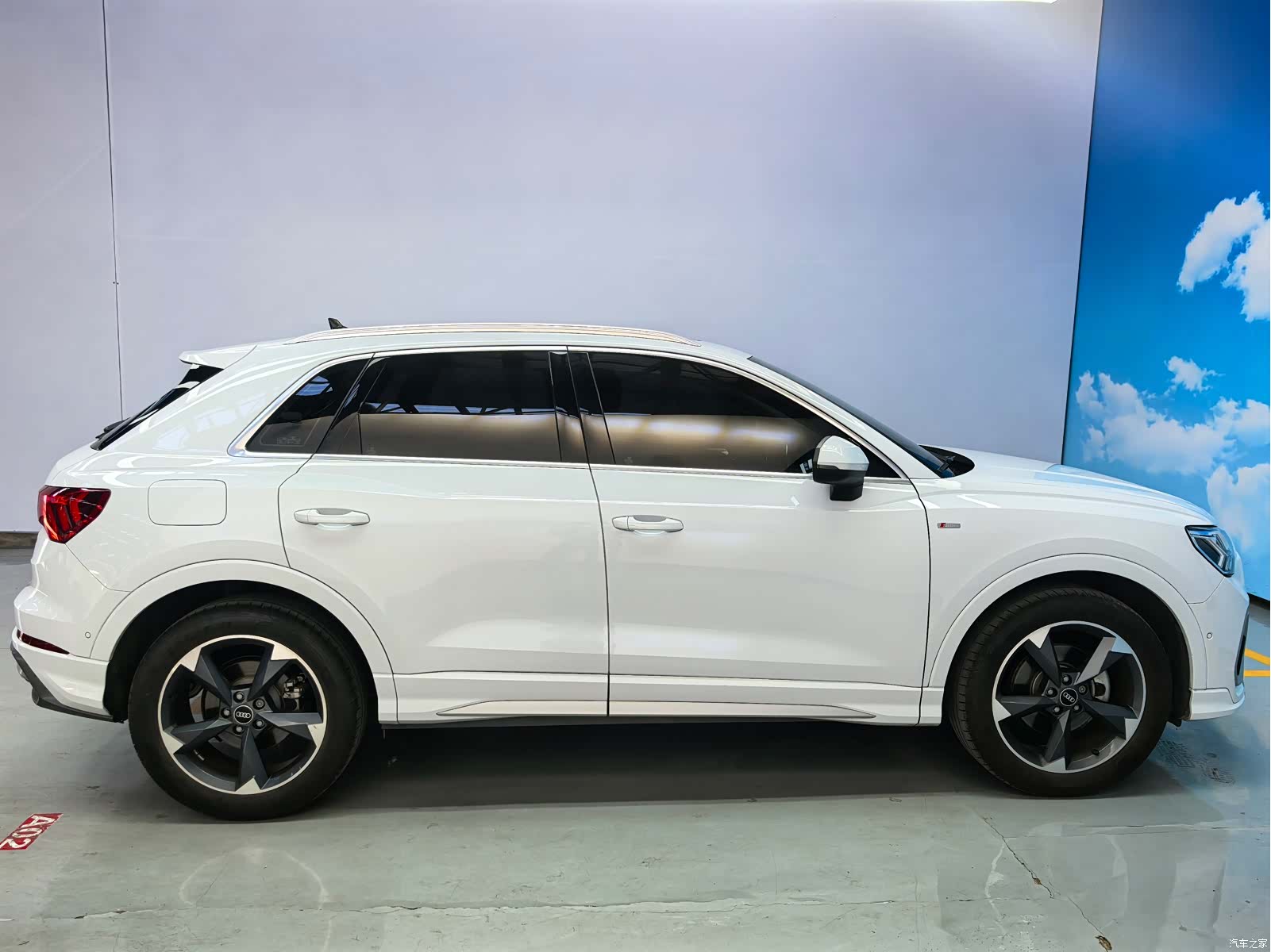 Audi Q3, 2022 7