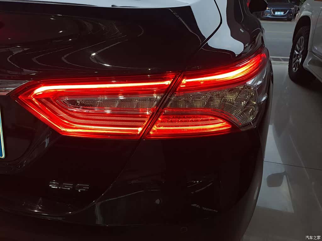 Toyota Camry, 2023 24