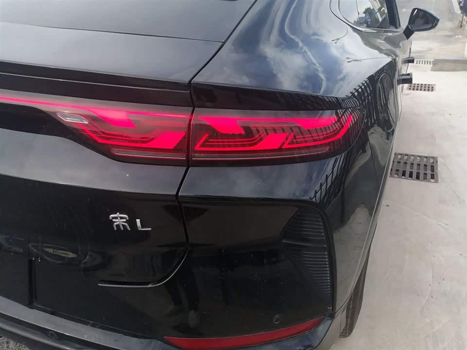 BYD Song L EV
