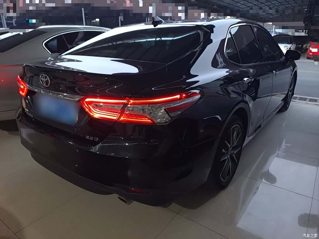 Toyota Camry, 2023 6