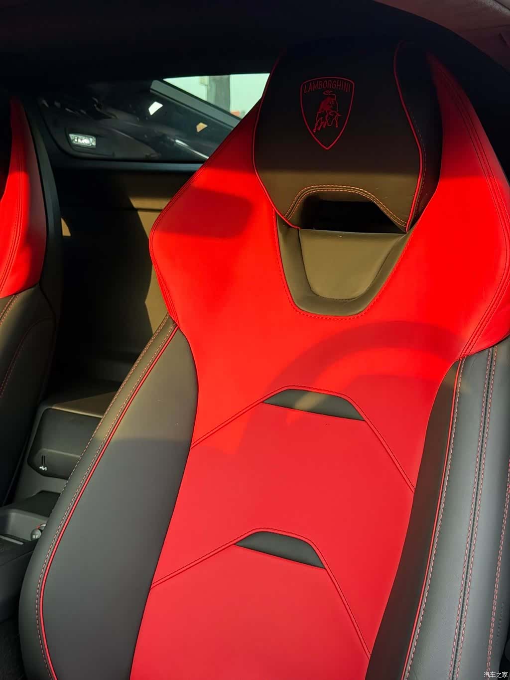 Lamborghini Huracán, 2023 9