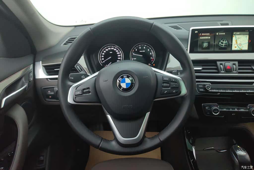 BMW X1, 2019 15