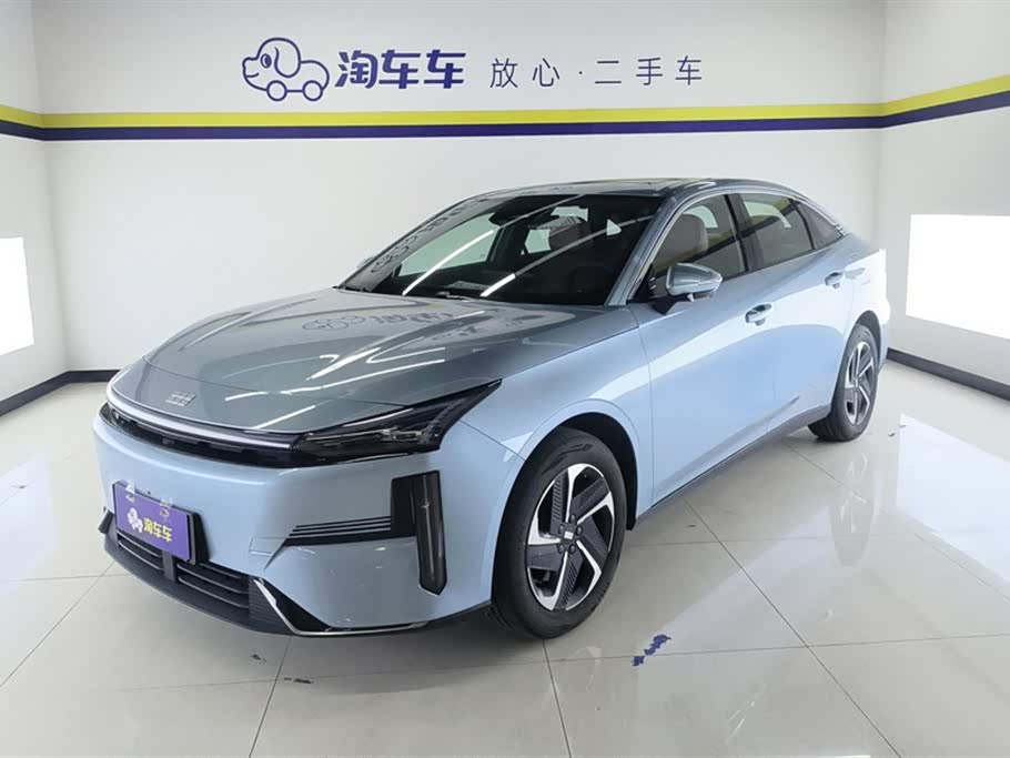 Geely Galaxy L6