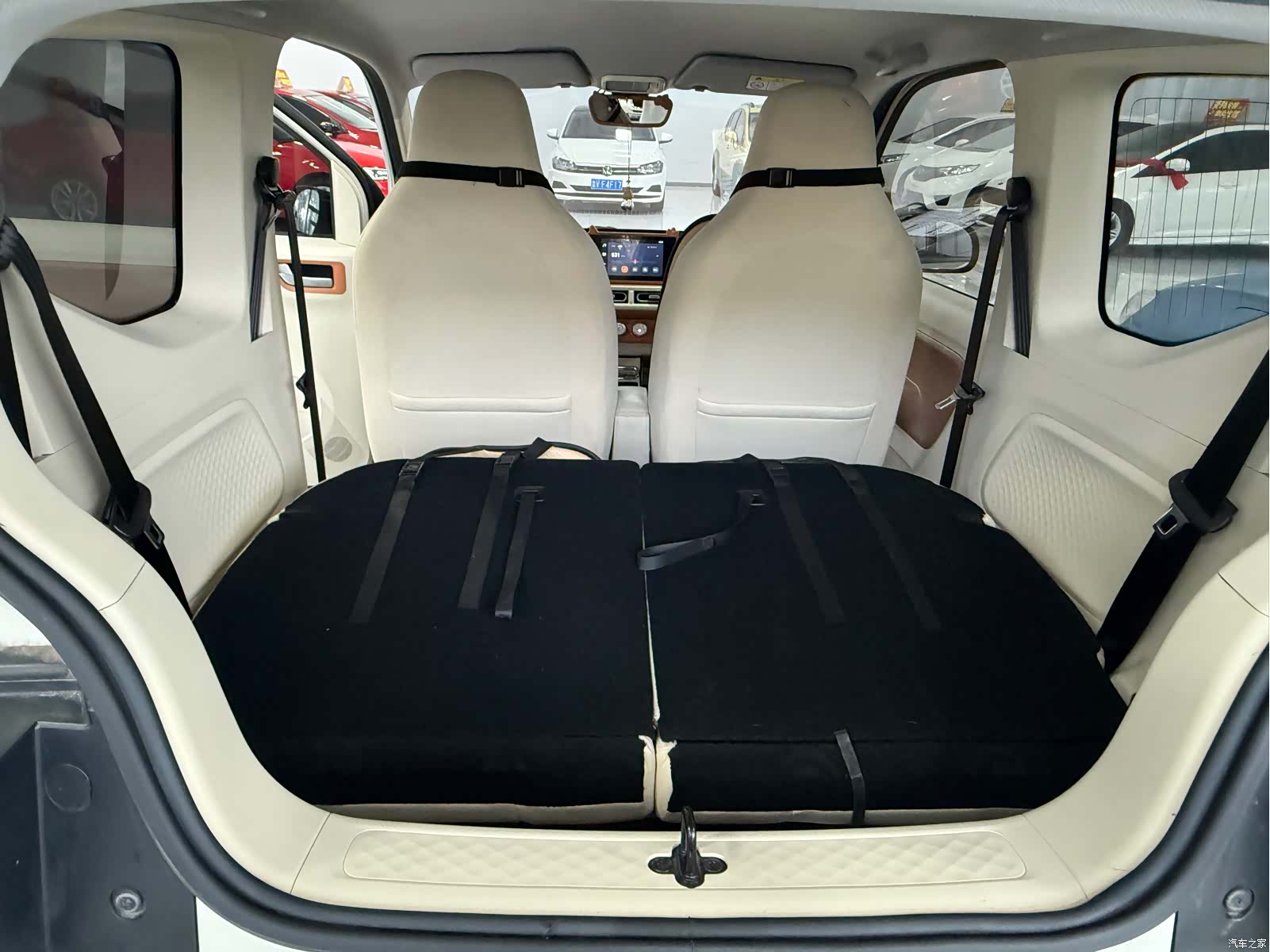 Wuling MINIEV, 2024 11