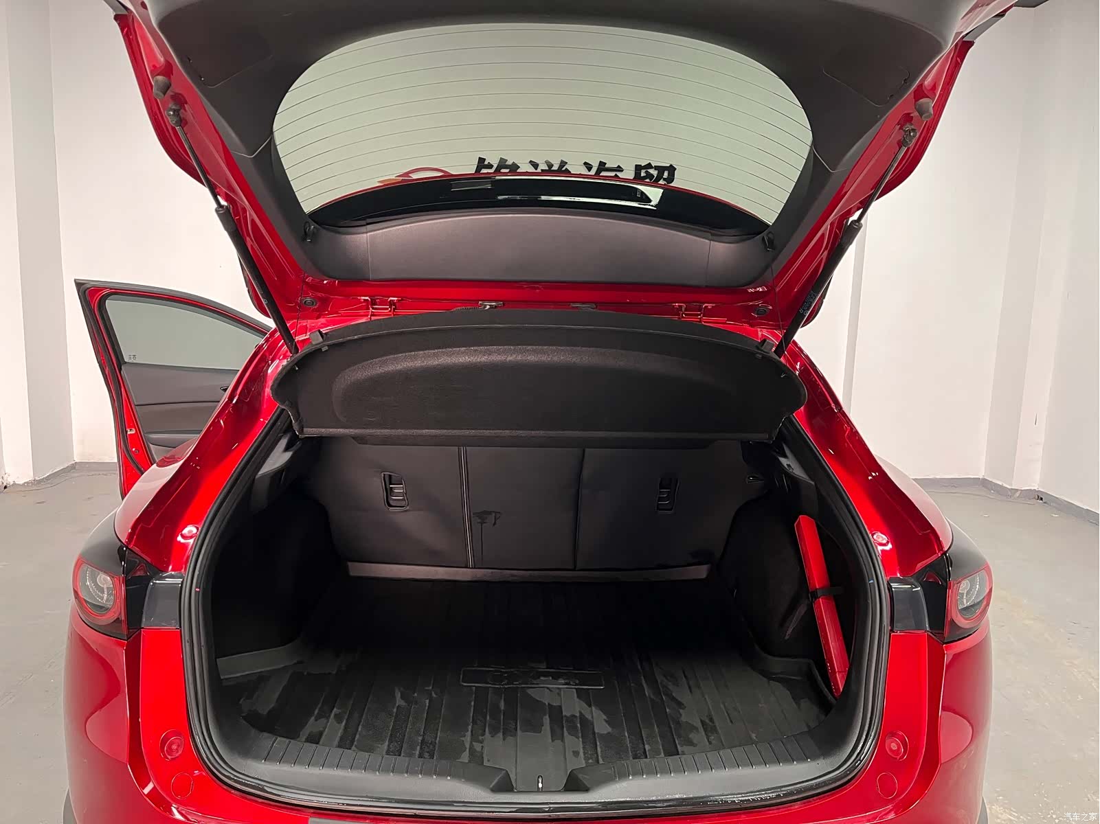 Mazda CX-4, 2023 18