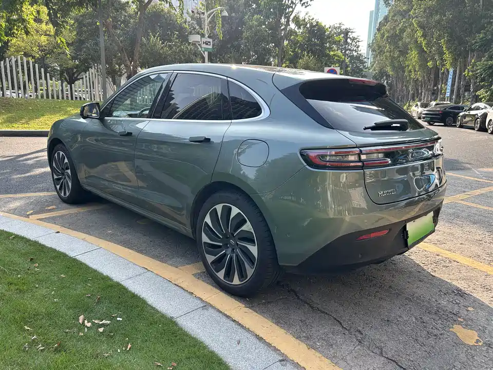 AITO Ask the world M5