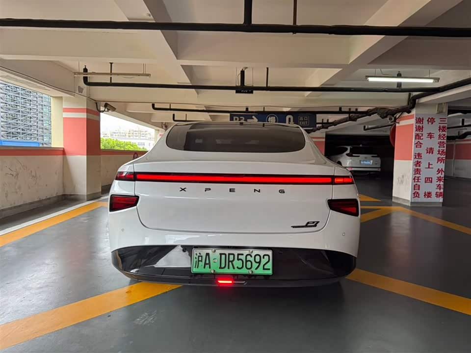 XPENG P7 XPENG P7