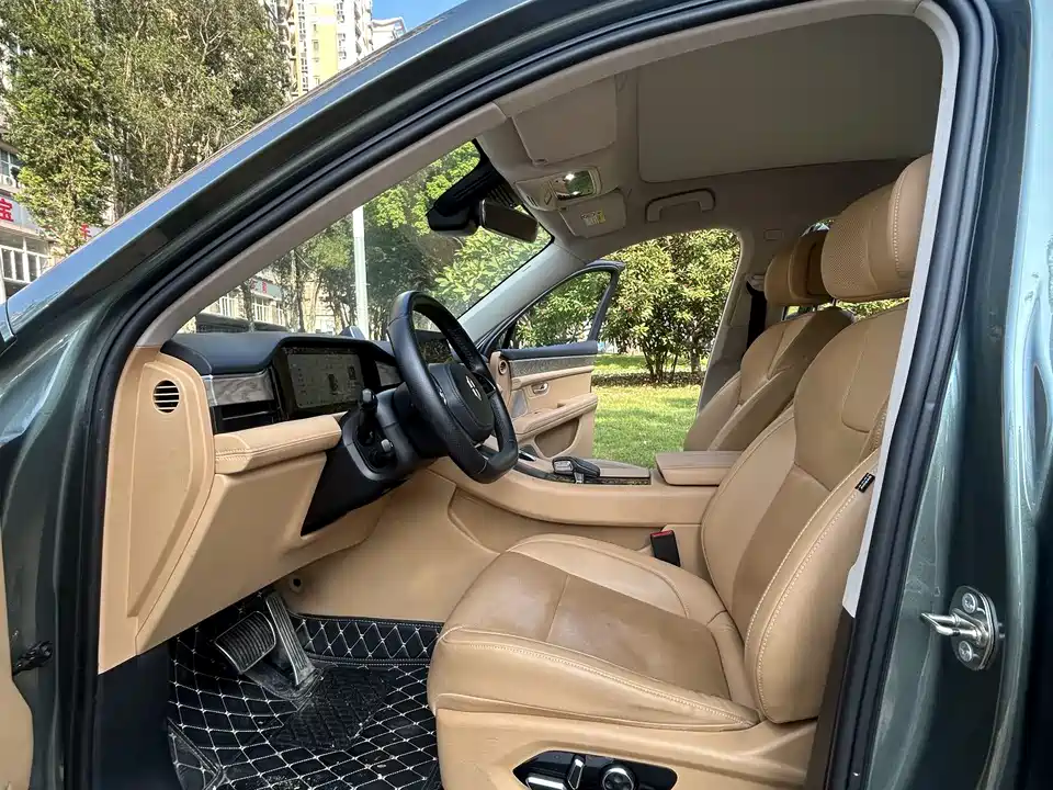 AITO Ask the world M5