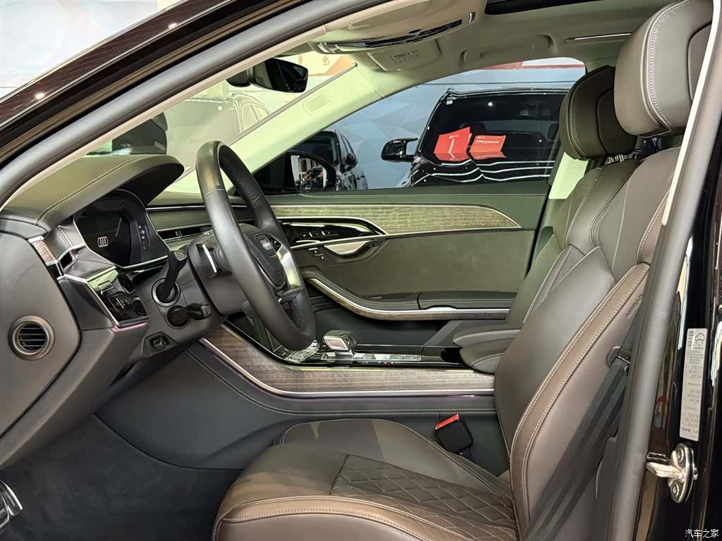 Audi A8L, 2024 11