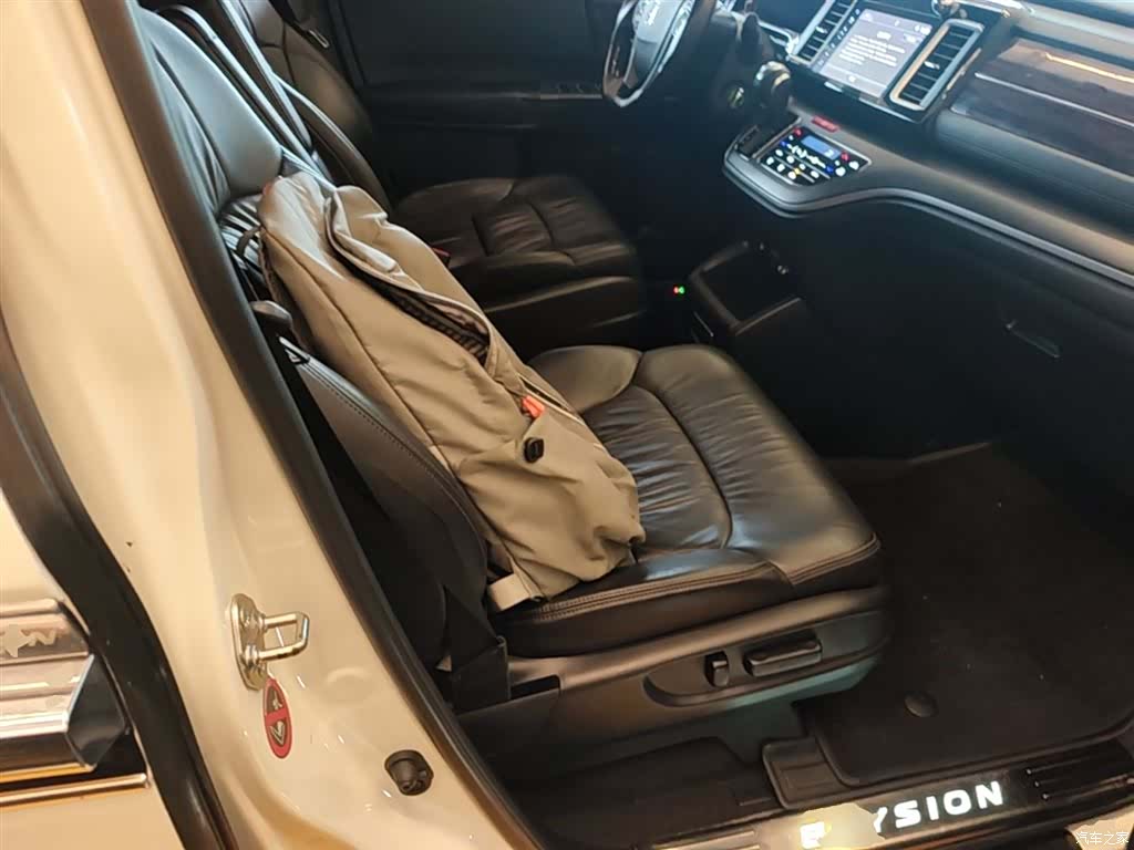 Honda Elysion, 2017 25